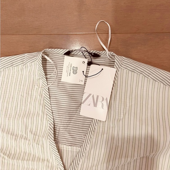 Zara shirt with stripes - Picture 3 of 4
